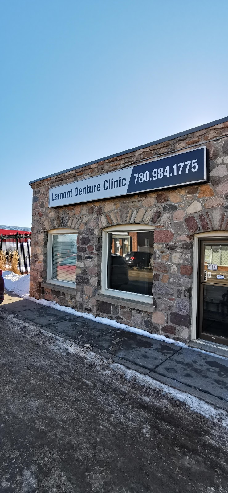 Lamont Denture Clinic | Lamont, AB T0B 2R0, Canada | Phone: (780) 984-1775