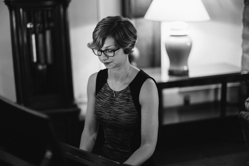 Liz Craig, Pianist | 111 Raglan Ave, York, ON M6C 2K9, Canada | Phone: (647) 466-4198