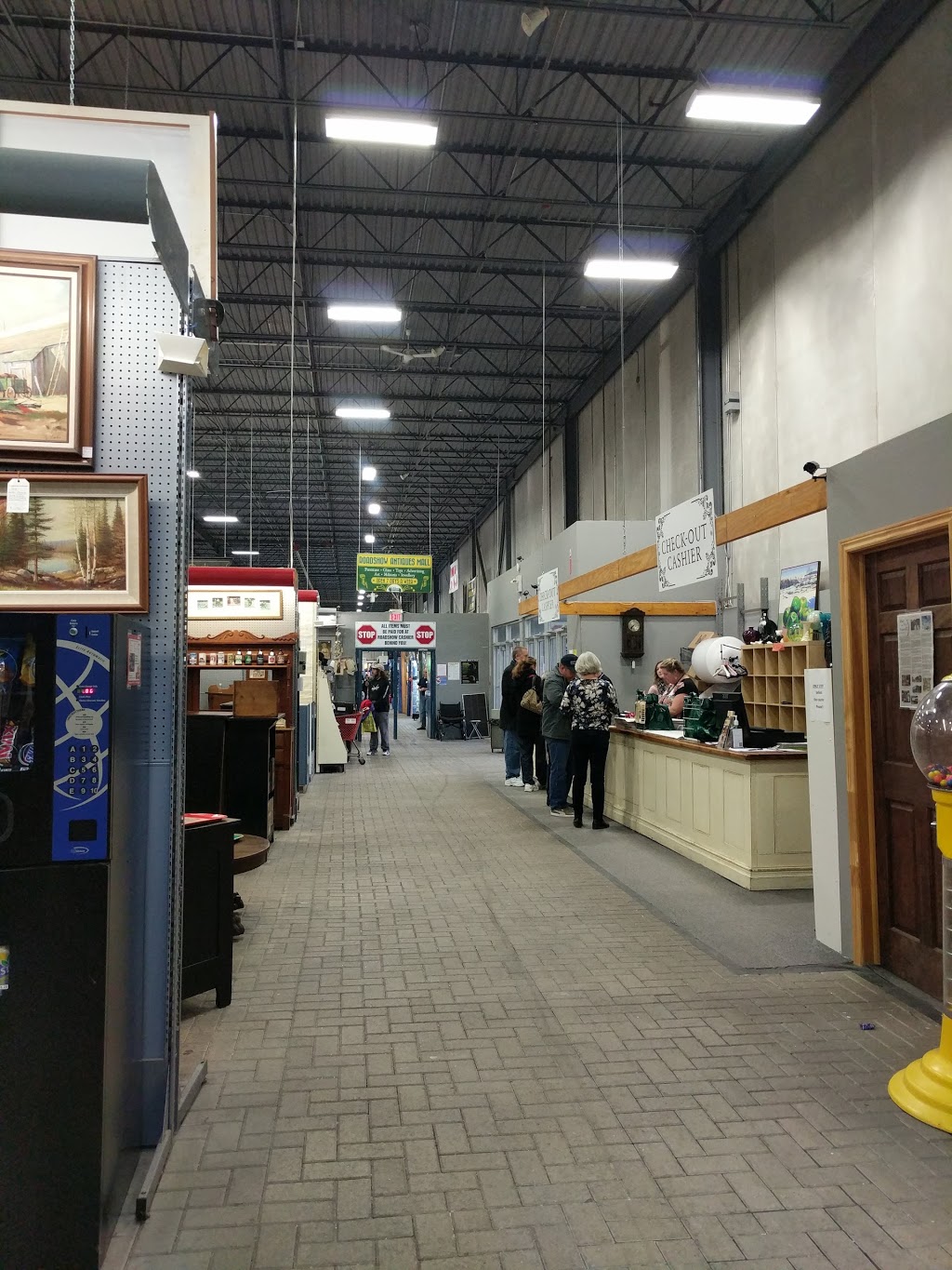 Roadshow Antiques Pickering | 1400 Squires Beach Rd, Pickering, ON L1W 3S3, Canada | Phone: (905) 427-7902