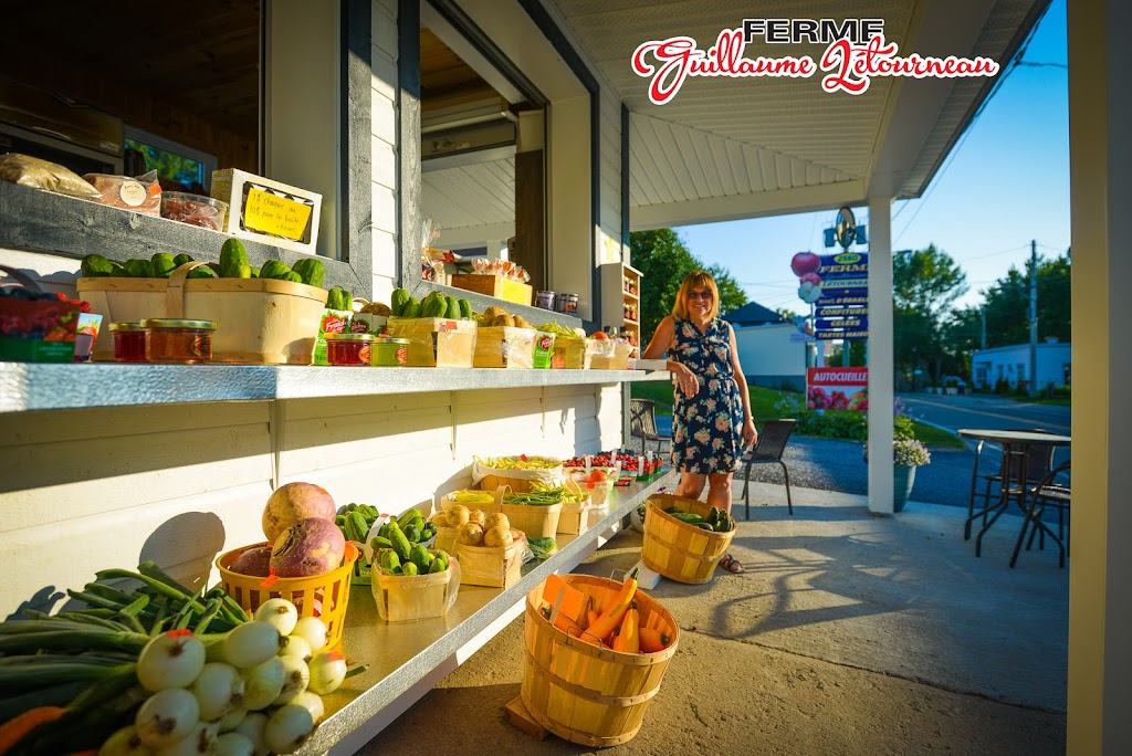 Ferme Guillaume Létourneau | 2560 Chem. Royal, Sainte-Famille, QC G0A 3P0, Canada | Phone: (418) 829-2751