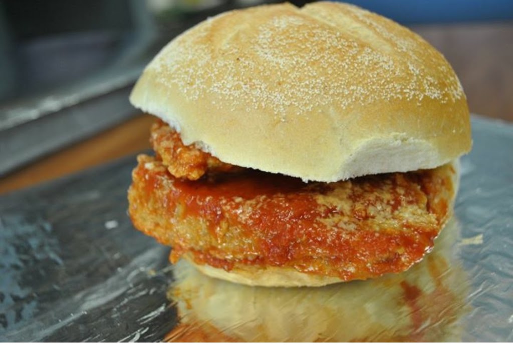 Parmigiana Sandwiches | 180 Winges Rd #8, Woodbridge, ON L4L 6C5, Canada | Phone: (905) 265-0964