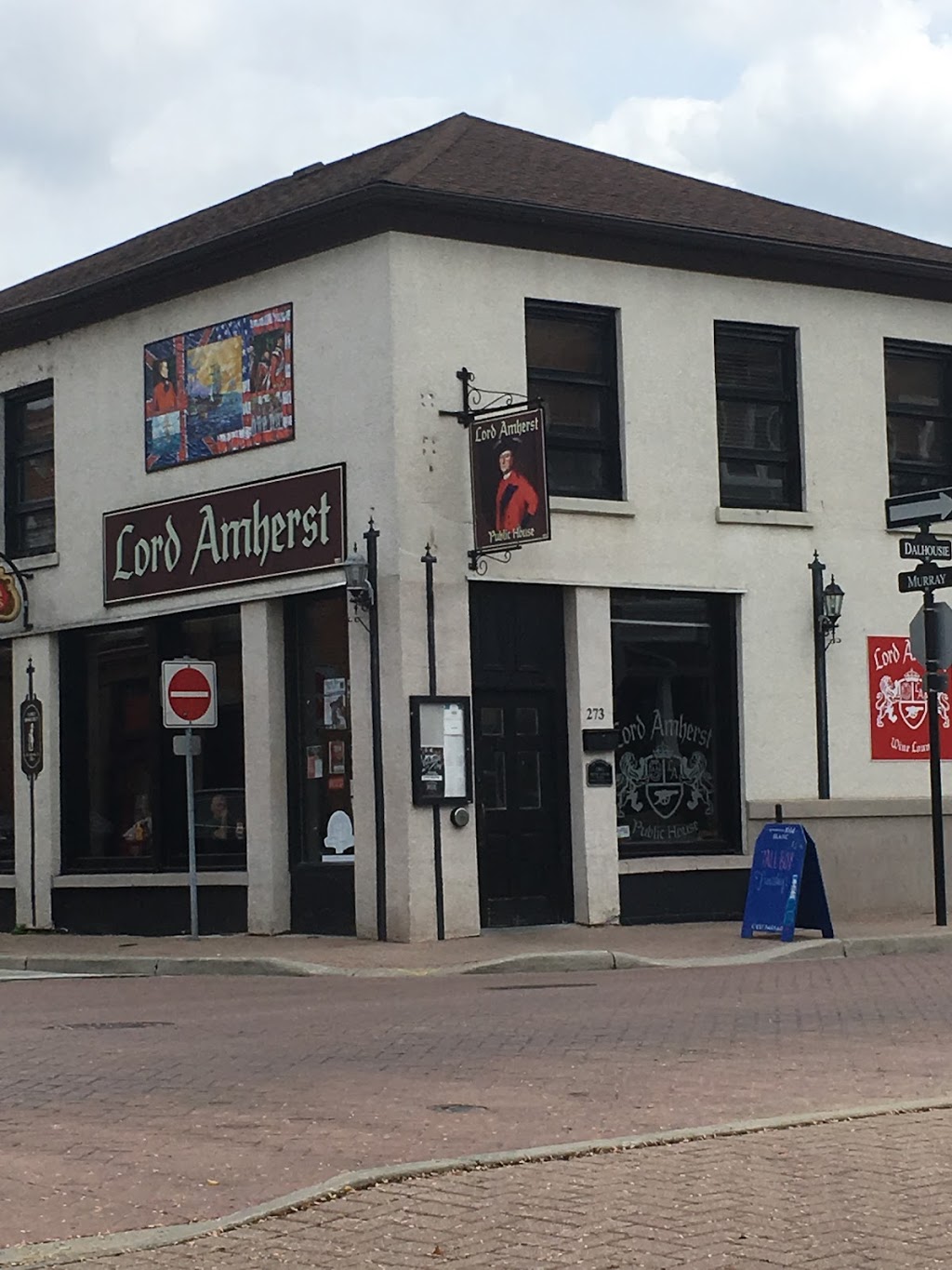 Lord Amherst Pub | 273 Dalhousie St, Amherstburg, ON N9V 1X1, Canada | Phone: (519) 736-9156