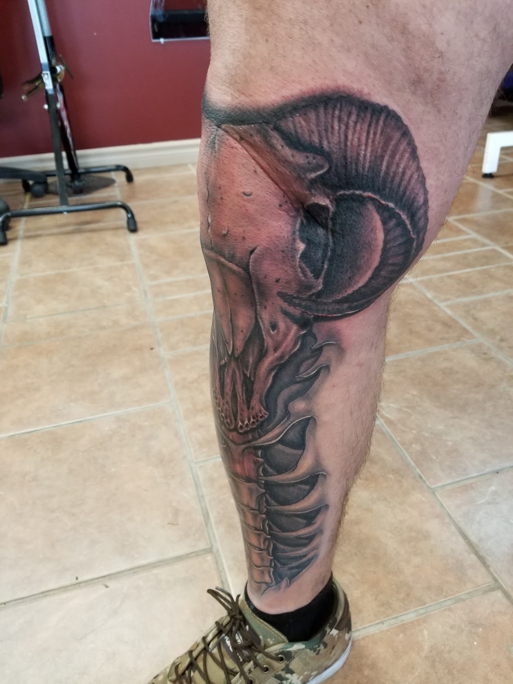 Epel Tattoo | 904 Boulevard Saint-Joseph, Drummondville, QC J2C 2C5, Canada | Phone: (819) 475-4474