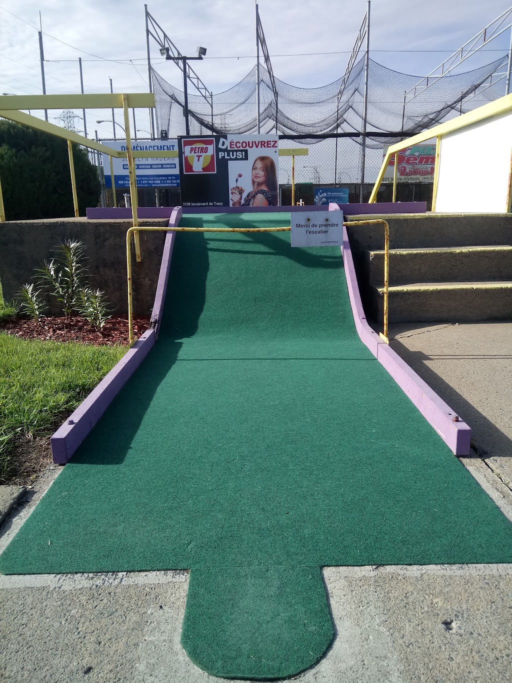 Mini-Golf de la Plaza | 6410 Av. de la Plaza, Sorel-Tracy, QC J3R 4L7, Canada | Phone: (450) 742-3302