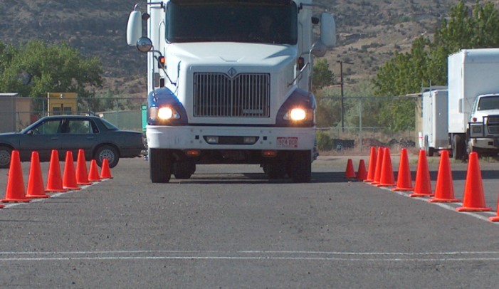 Dixie Truck & Forklift Driving School Inc. | 30 Hale Rd #1, Brampton, ON L6W 4N9, Canada | Phone: (905) 452-3633