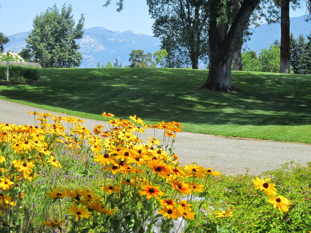 Summerland Ornamental Gardens | 4200 BC-97, Summerland, BC V0H 1Z4, Canada | Phone: (250) 494-6385