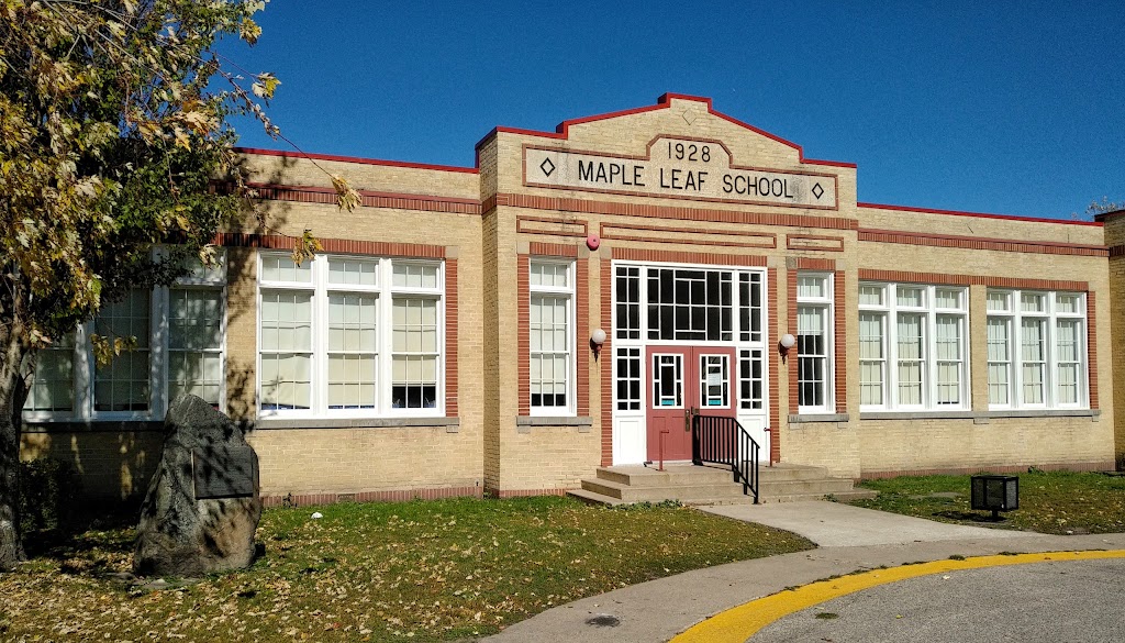 Maple leaf school | 225 12 St, Morden, MB R6M 1Z3, Canada | Phone: (204) 822-4458