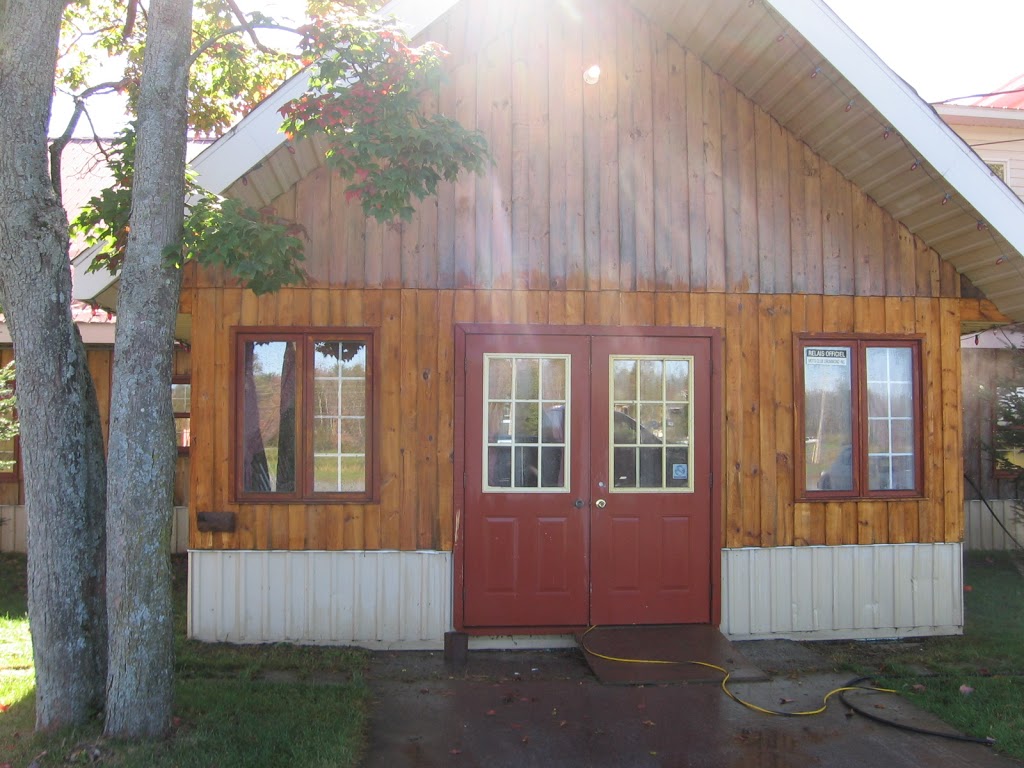 Cabane Aux 3 Erables | 139 10e Rang, Lefebvre, QC J0H 2C0, Canada | Phone: (819) 394-2051