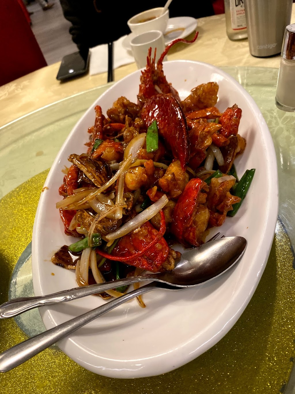 Lee Yuen Seafood Restaurant (North Surrey) | 14755 104 Ave, Surrey, BC V3R 5X4, Canada | Phone: (604) 583-6381