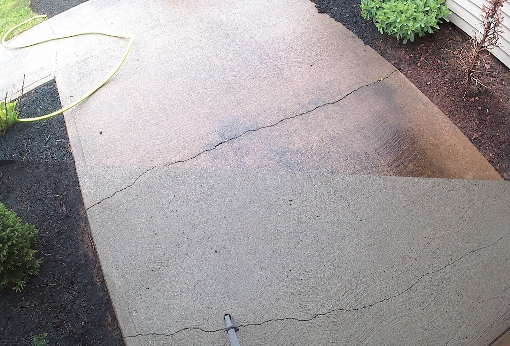 PEI Pressure Washing | 33 Macdonald Crescent, Summerside, PE C1N 4A8, Canada | Phone: (902) 439-2326