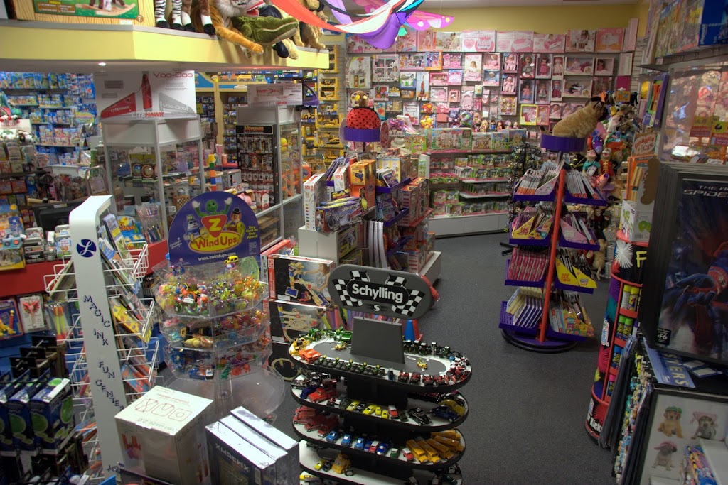 Hobby And Toy Central | 900 Maple Ave Unit # B2, Burlington, ON L7S 2J8, Canada | Phone: (905) 333-1155