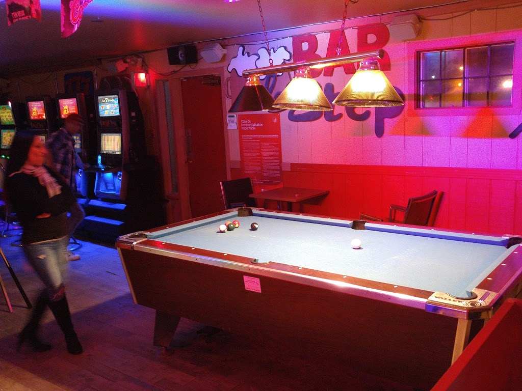 Bar Ste Sophie | 2201 Bd Ste Sophie, Sainte-Sophie, QC J5J 2P6, Canada | Phone: (450) 431-1153