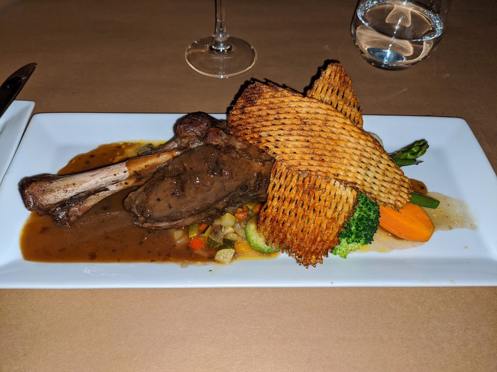 Restaurant Le Gourmet | 360 boulevard Pierre-Laporte, Bromont, QC J2L 2W1, Canada | Phone: (450) 534-3000