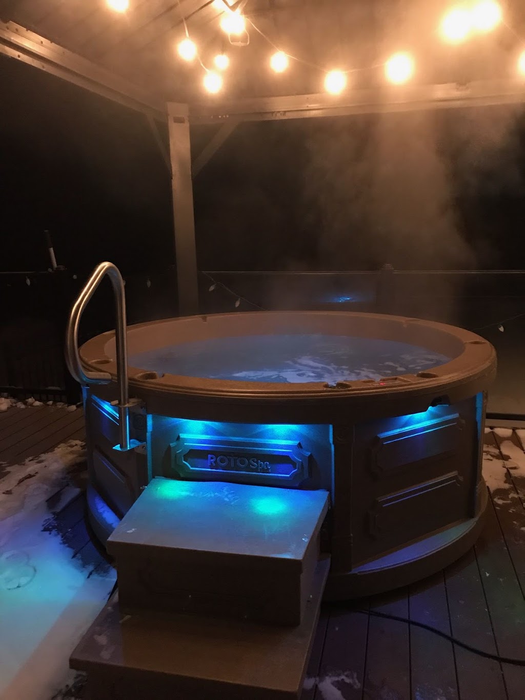 South Coast Hot Tub Rentals | 2790 County Line, Wilsonville, ON N0E 1Z0, Canada | Phone: (226) 583-0883