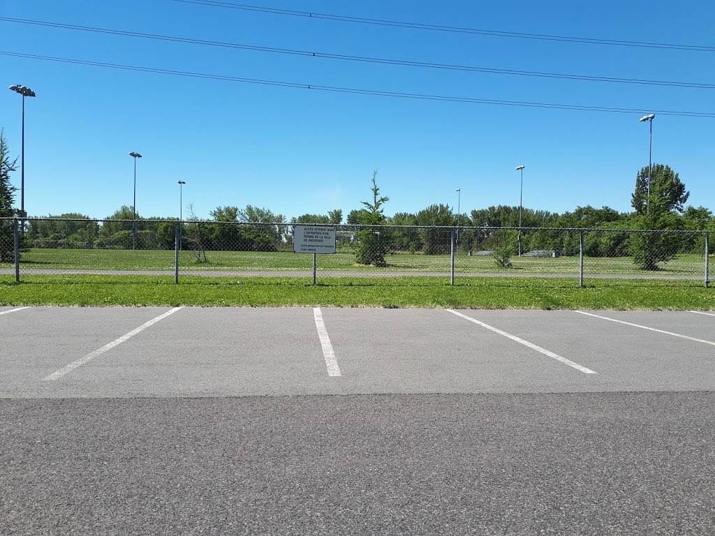 Soccer Field | 9800 Avenue Illinois, Brossard, QC J4Y 2R2, Canada