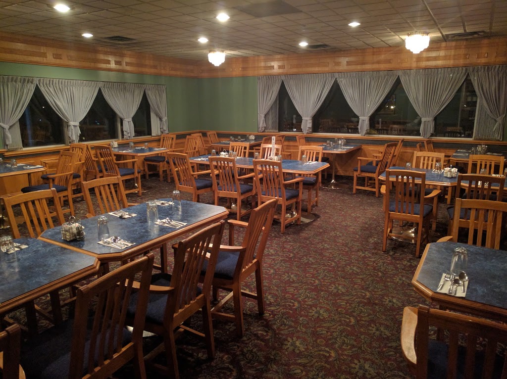 Blue Diamond Restaurant | 1428 22 St W, Saskatoon, SK S7M 0S9, Canada | Phone: (306) 652-6464