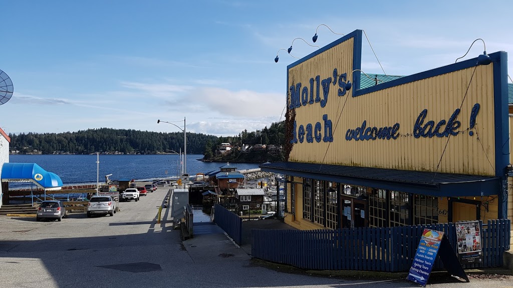Mollys Seaside Market | 272 Mollys Ln, Gibsons, BC V0N 1V8, Canada | Phone: (604) 886-4117