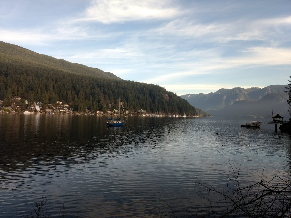 Deep Cove Kayak Centre | 2156 Banbury Rd, North Vancouver, BC V7G 2T1, Canada | Phone: (604) 929-2268