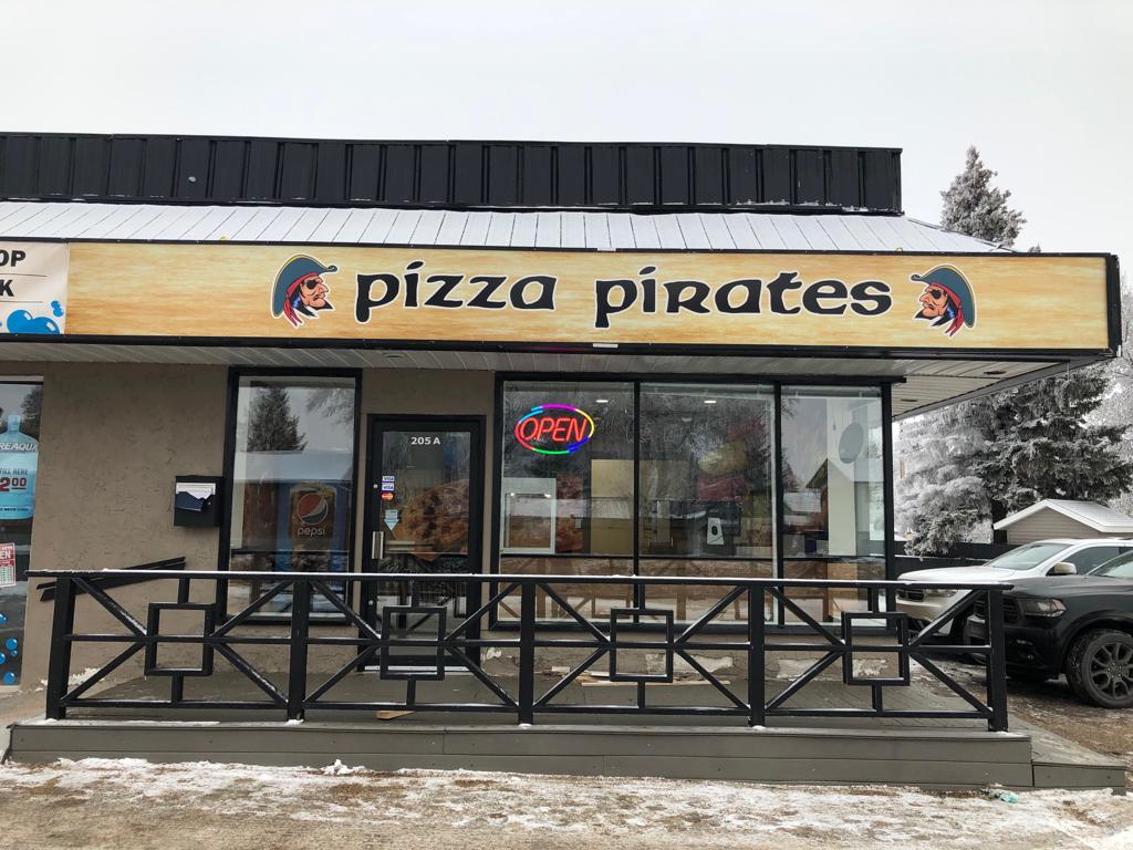 Pizza Pirates | 205A 115 St E, Saskatoon, SK S7N 2E3, Canada | Phone: (306) 954-4777