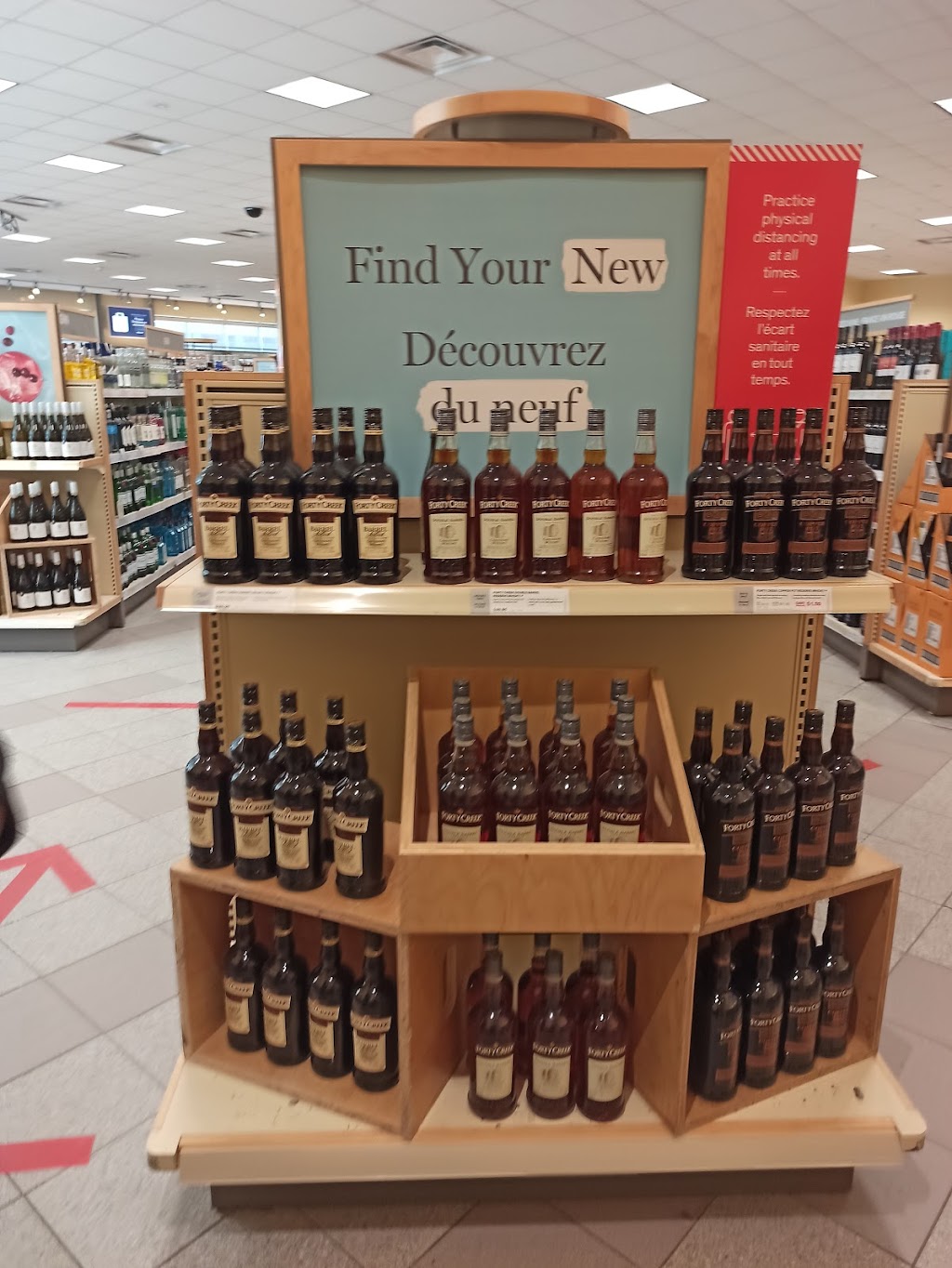 LCBO | City Centre, 1130 Blair Rd, Ottawa, ON K1J 1K8, Canada | Phone: (613) 745-9906