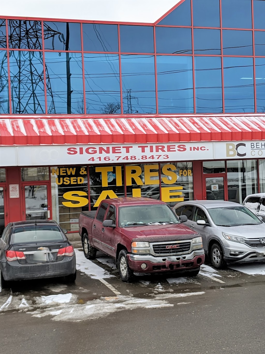 Signet Tires Inc | 1 High Meadow Pl #19, North York, ON M9L 0A3, Canada | Phone: (416) 748-8473