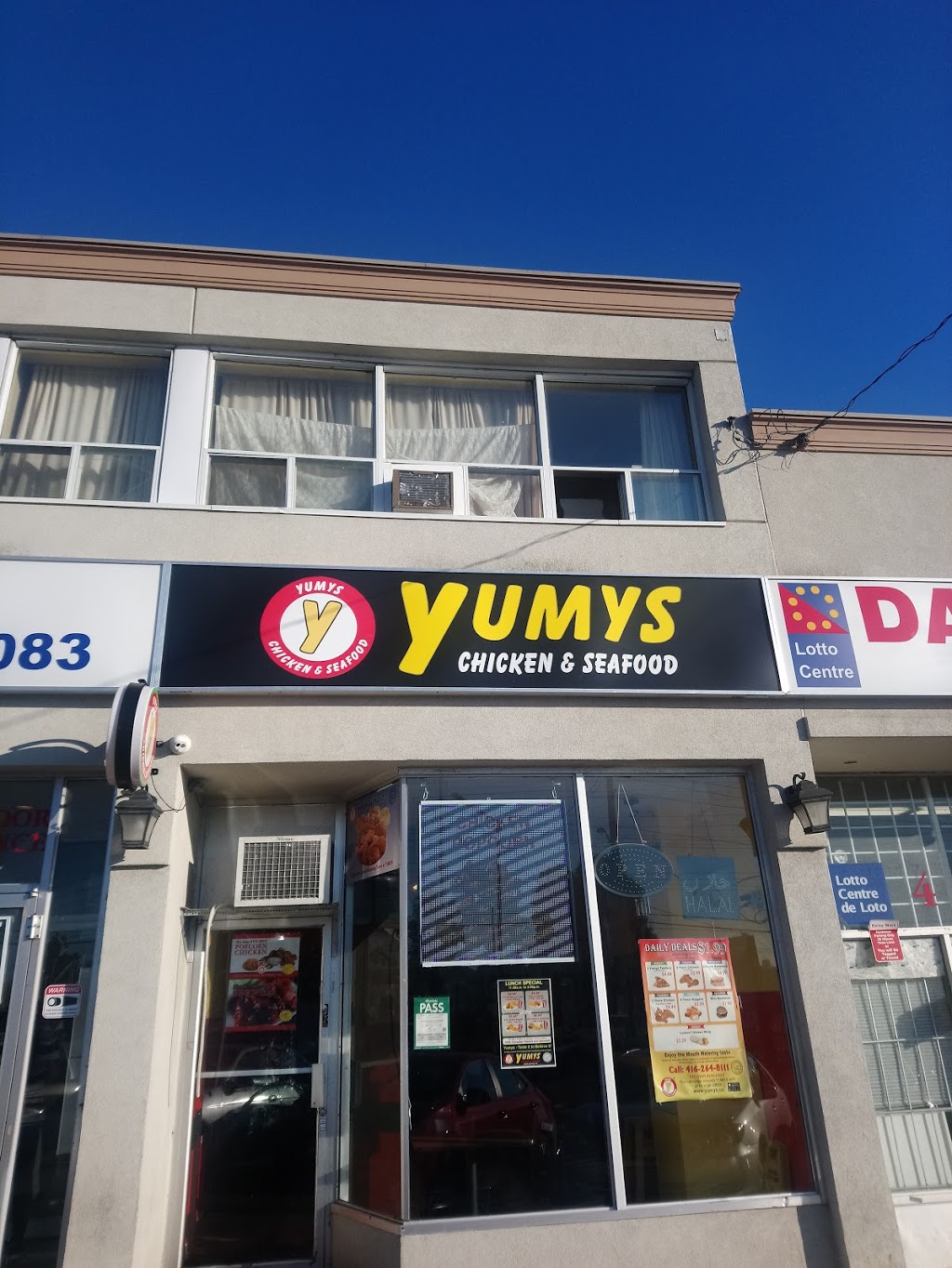 Yumys Chicken And Seafood | 2879 Lawrence Ave E, Scarborough, ON M1P 2T8, Canada | Phone: (416) 264-8111