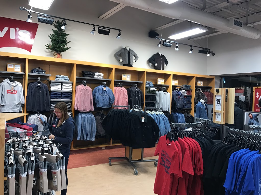 Levis® | 1250 S Service Rd, Mississauga, ON L5E 1V4, Canada | Phone: (905) 271-6767