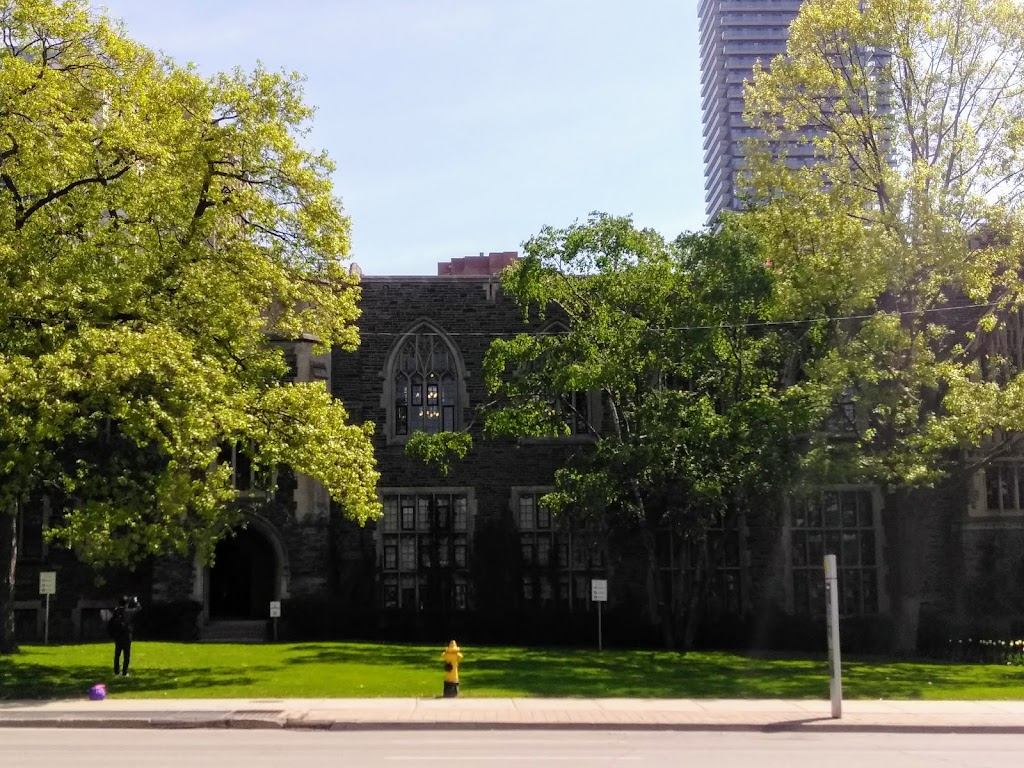 University of Toronto Faculty of Law | 78 Queens Park, Toronto, ON M5S 2C5, Canada | Phone: (416) 978-0210