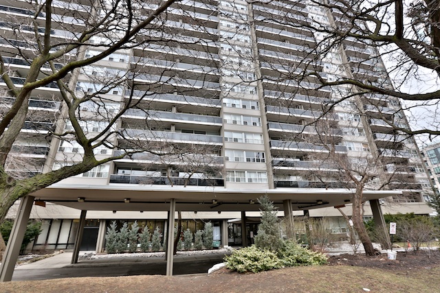 Apartment for Rent at Yonge and Eglinton | 66 Broadway Ave, Toronto, ON M4P 1T6, Canada | Phone: (416) 487-4151