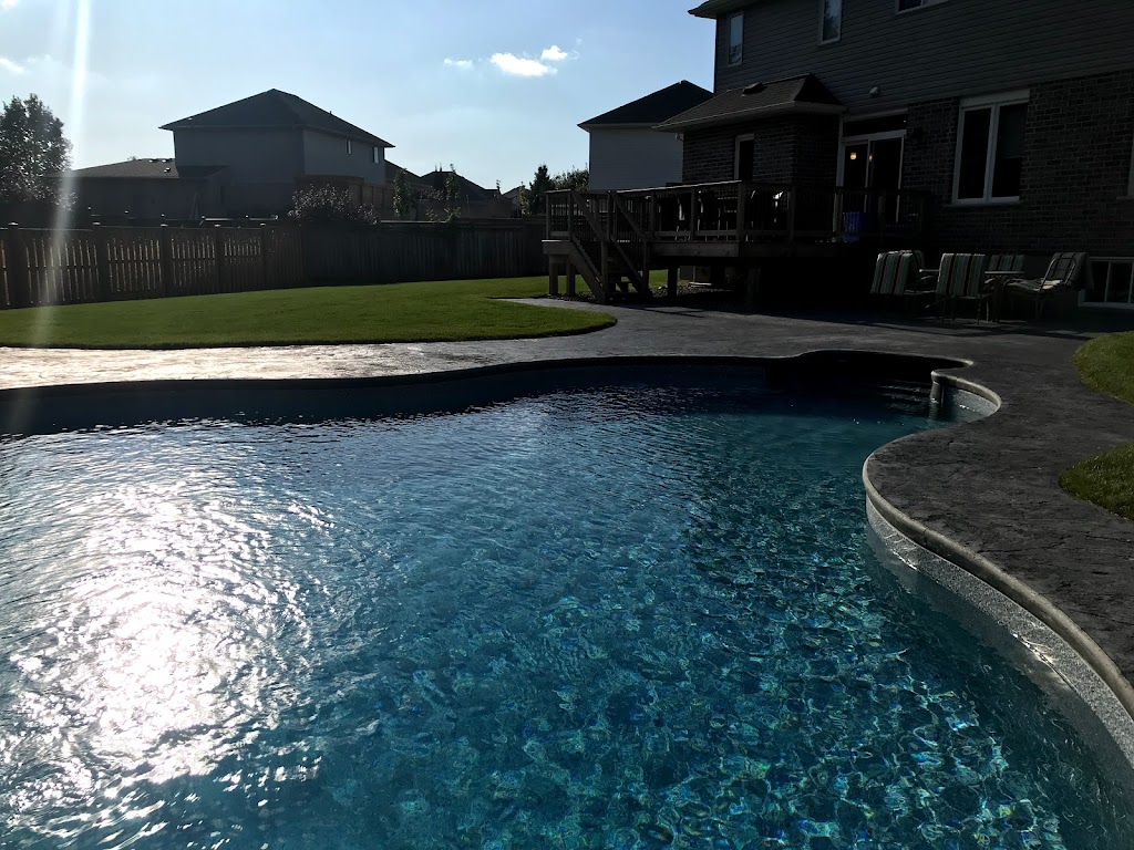 Superior Pools and Construction | 315 Burns St, Strathroy, ON N7G 1G3, Canada | Phone: (226) 374-2667