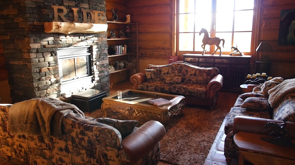 Three Bars Guest Ranch | Wycliffe Perry Creek Rd, Ta Ta Creek, BC V0B 2H0, Canada | Phone: (250) 426-5230