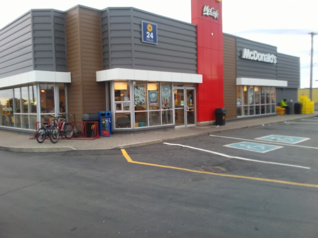 McDonalds | 81 Cumberland St N, Thunder Bay, ON P7A 4L8, Canada | Phone: (807) 344-1513