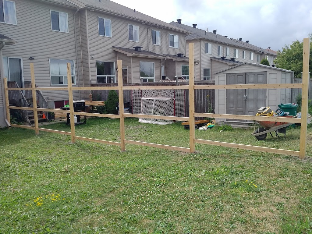 Fence Repairs Ottawa | 1931 Yorks Corners Rd, Edwards, ON K0A 1V0, Canada | Phone: (613) 262-9552