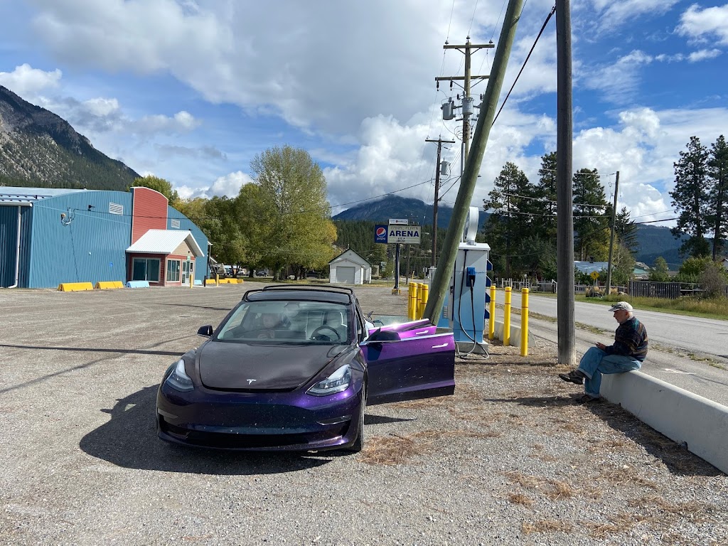 BC Hydro Charging Station | 4925 Burns Ave, Canal Flats, BC V0B 1B0, Canada | Phone: (866) 338-3369