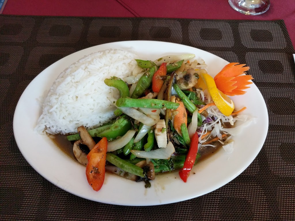 Thai Flame Restaurant | 1902 Robertson Rd #104, Nepean, ON K2H 5B8, Canada | Phone: (613) 695-9188