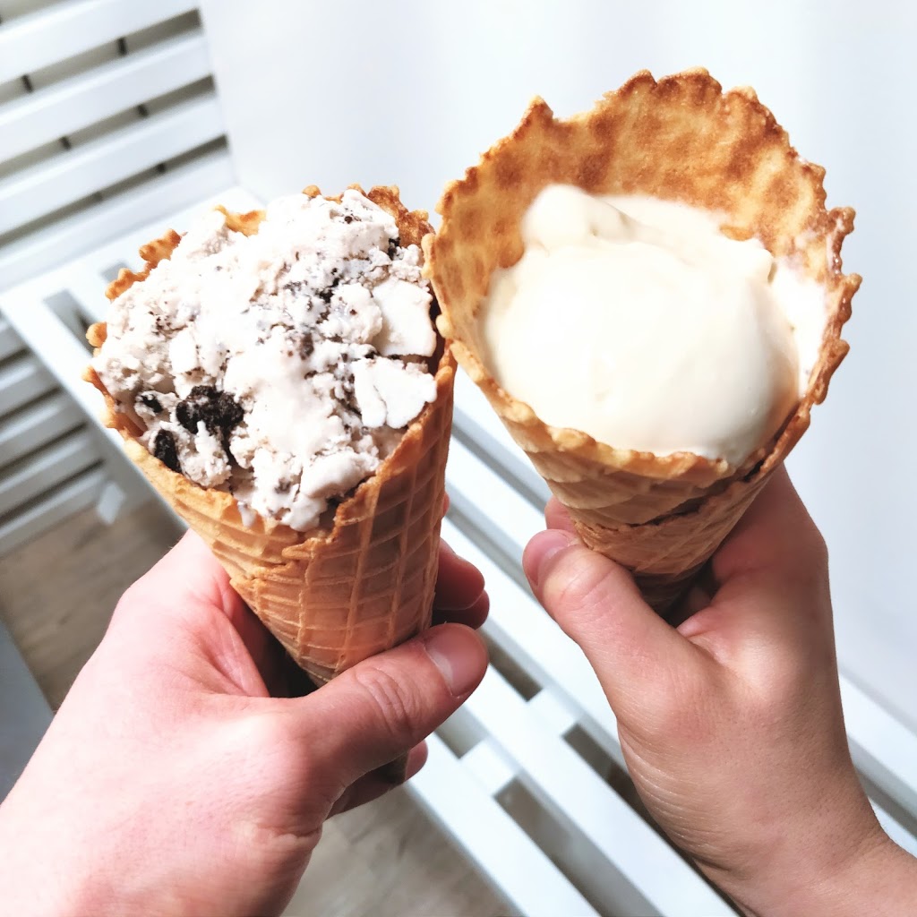 Willards Ice Cream | 942 Main St E, Hamilton, ON L8M 1M8, Canada