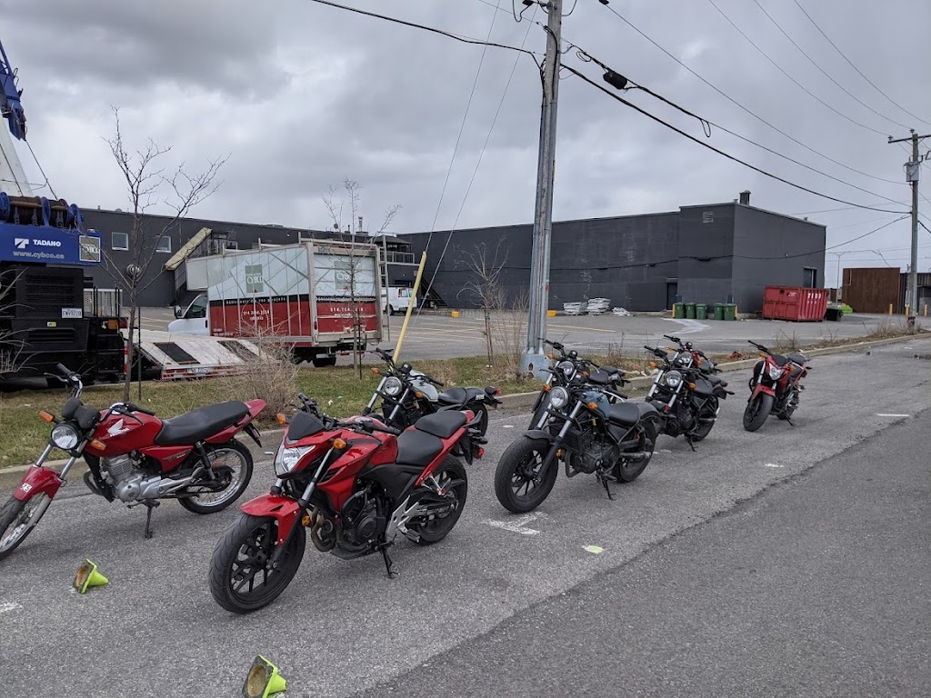 Tecnic Moto Montréal-Ouest driving school | 2645 Rue de Miniac, Saint-Laurent, QC H4S 1E5, Canada | Phone: (514) 482-0909