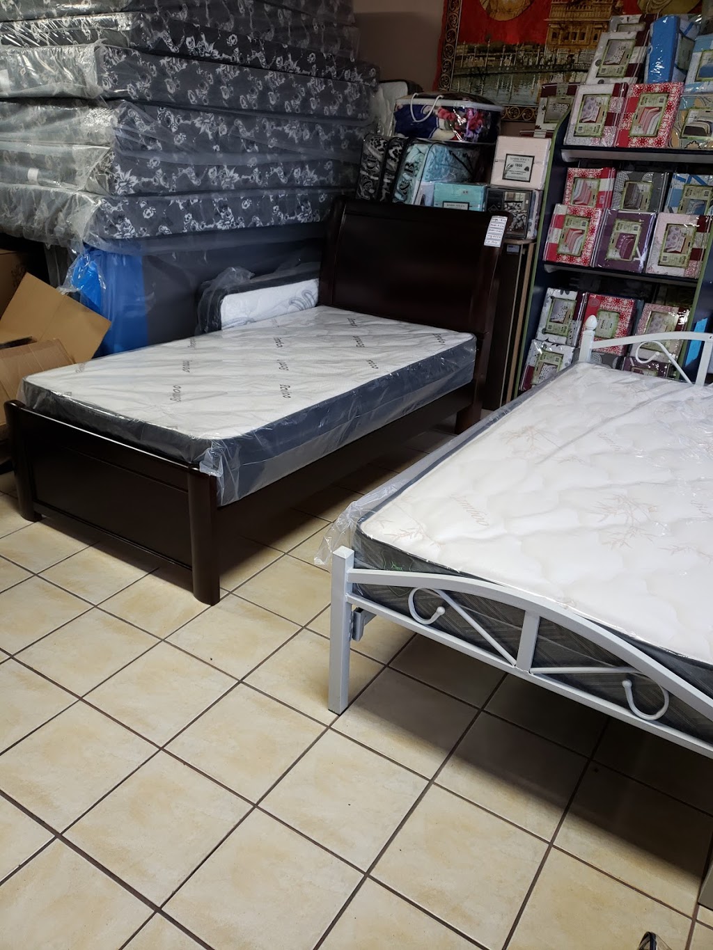 MATTRESS & BEDDING | 1650 Williams Pkwy, Brampton, ON L6S 5R7, Canada | Phone: (647) 237-3402