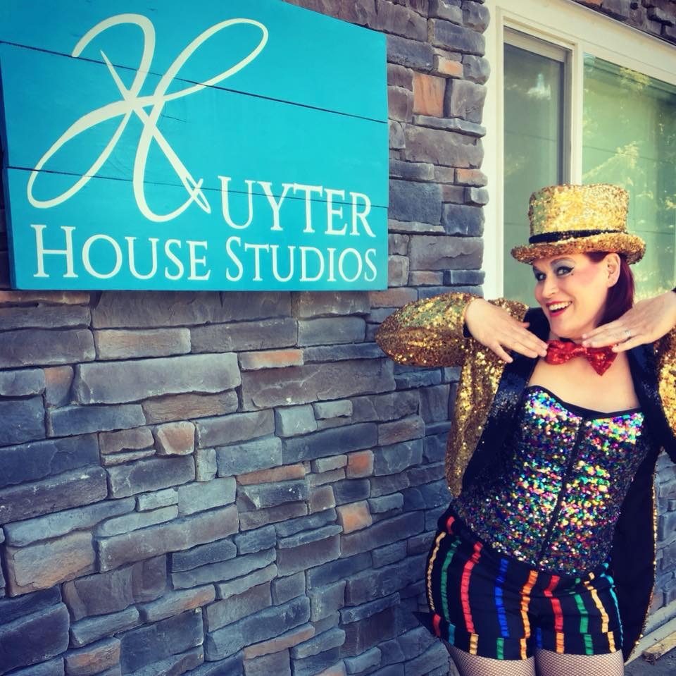 Huyter House of Sewing and Design | 2610 5 Ave SE, Salmon Arm, BC V1E 1C8, Canada | Phone: (250) 517-0242