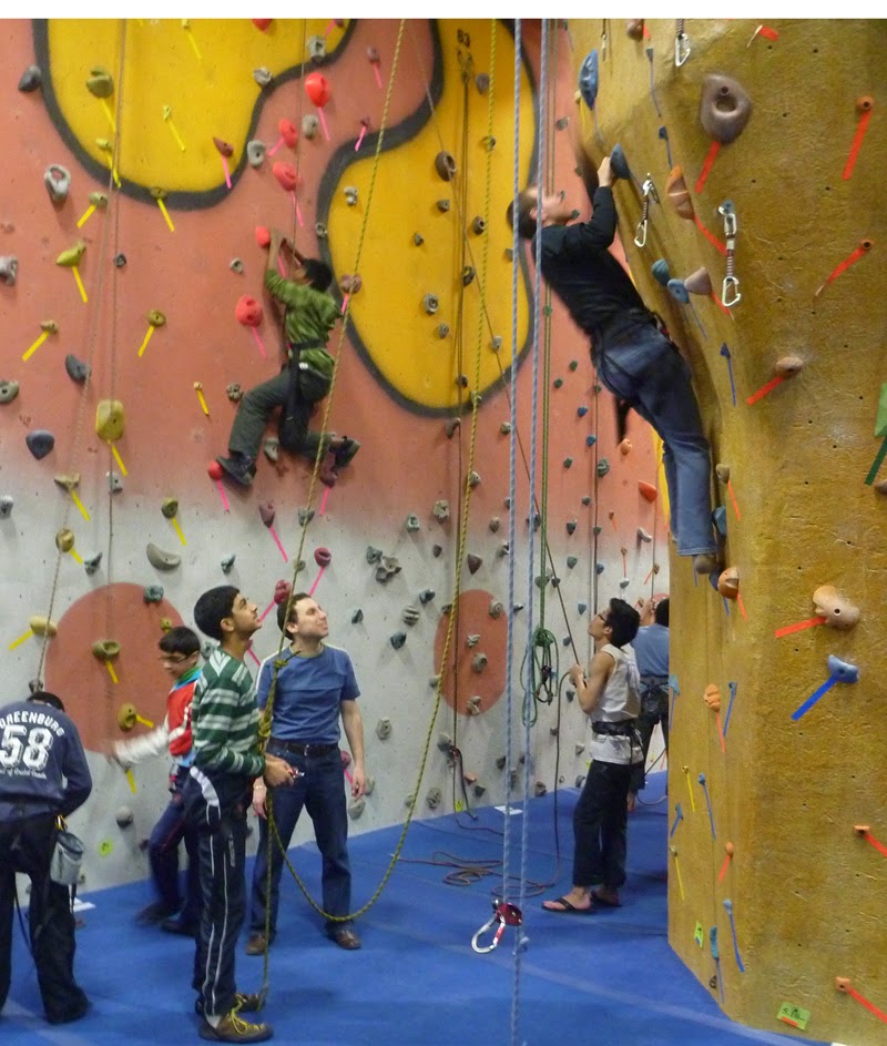 Toronto Climbing Academy | 11 Curity Ave, East York, ON M4B 1X4, Canada | Phone: (416) 406-5900