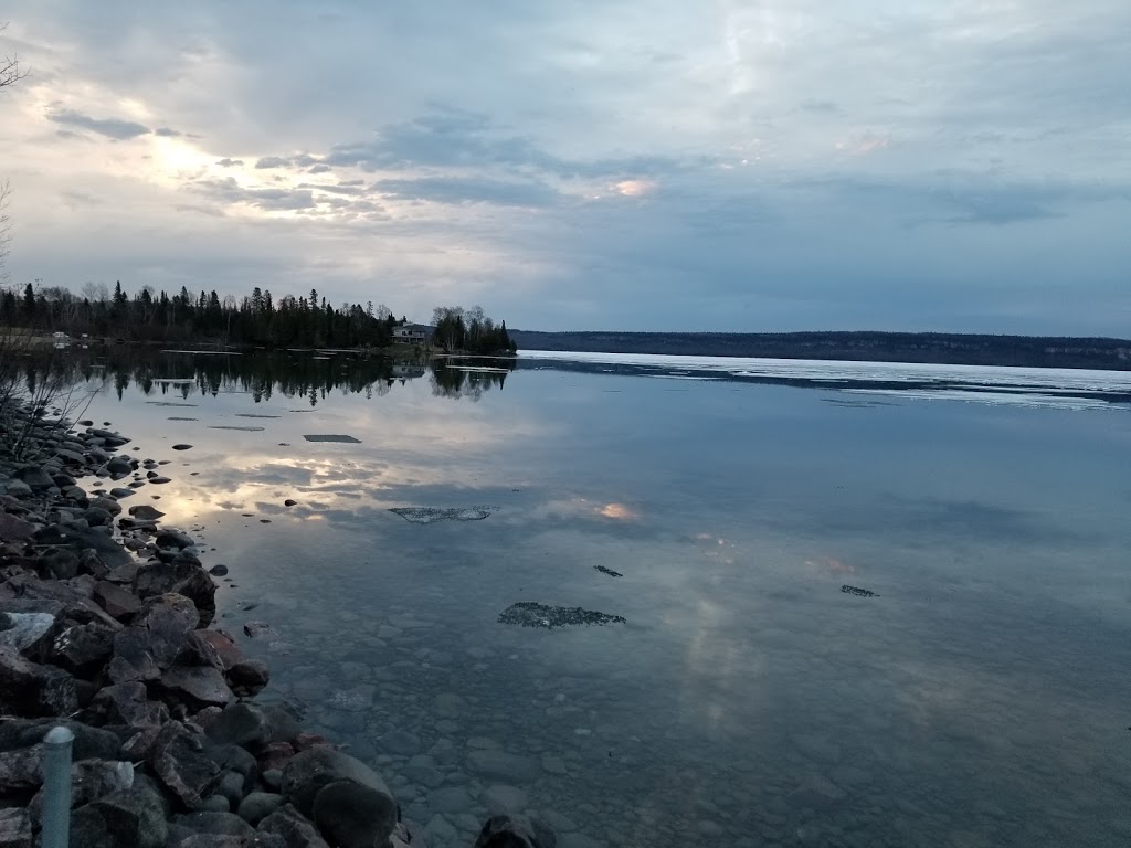 Eldorado Beach on Lake Superior Bed & Breakfast | 2845 Eldorado Beach Rd, Shuniah, ON P7A 0H9, Canada | Phone: (866) 205-0855