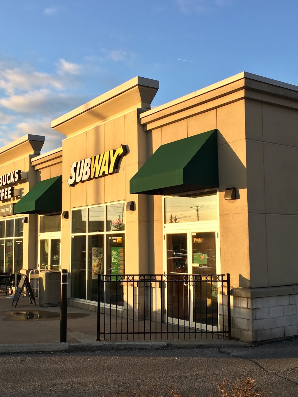 Subway | 3141 Strandherd Dr Unit 2, Ottawa, ON K2J 5N1, Canada | Phone: (613) 823-8165