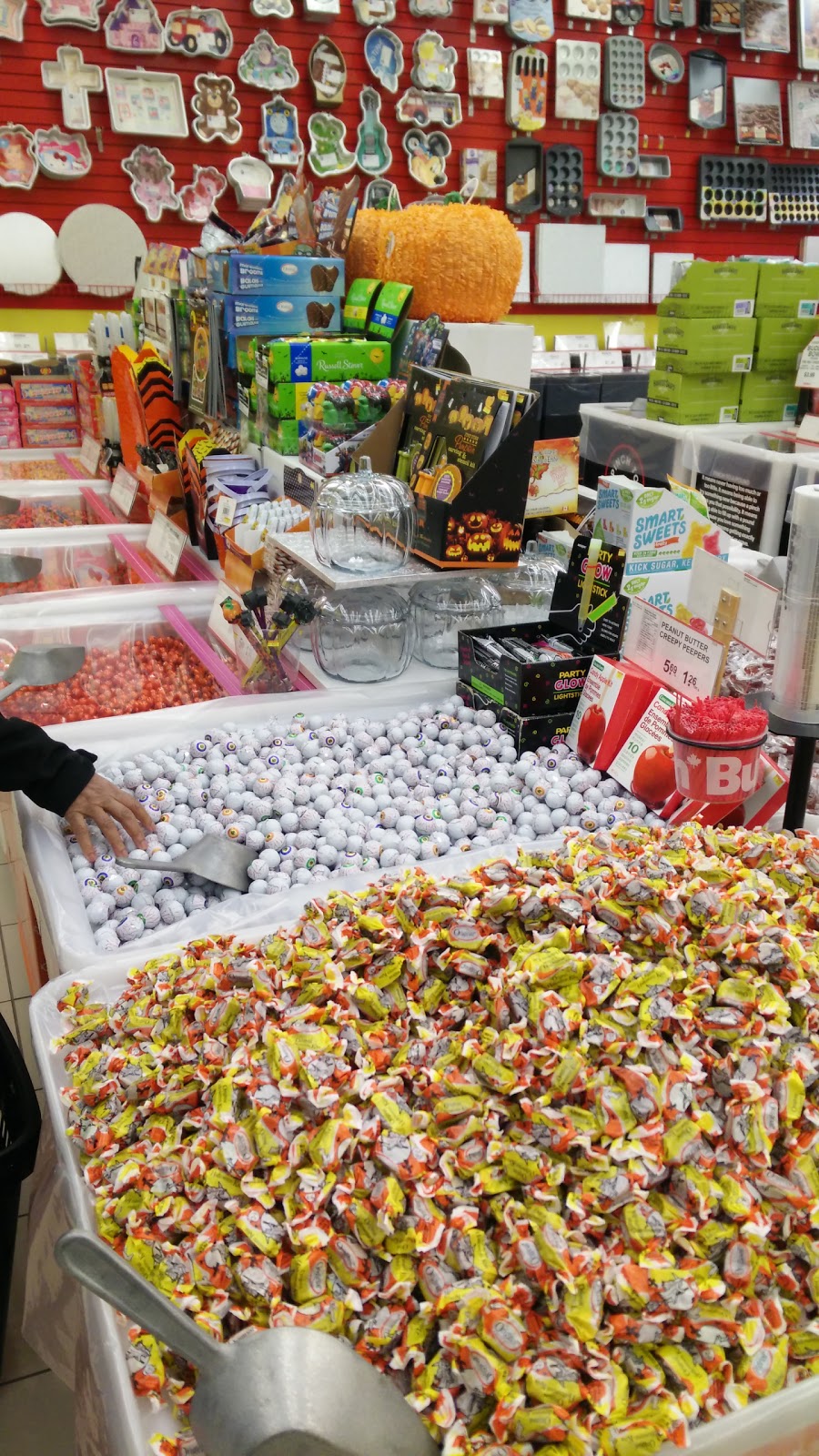 Bulk Barn | 1465 Merivale Rd, Nepean, ON K2E 5N9, Canada | Phone: (613) 274-7113