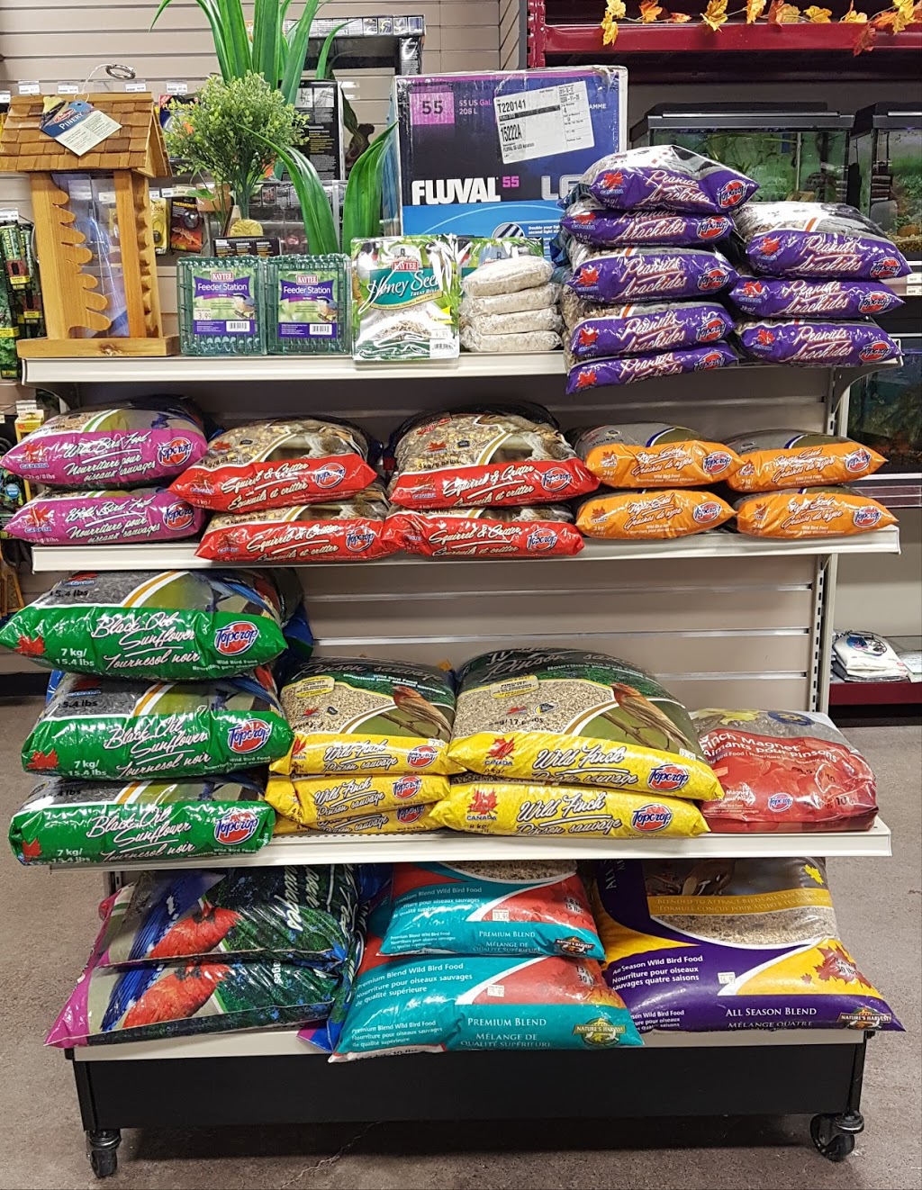 Global Pet Foods Bells Corners | 2150 Robertson Rd #18, Nepean, ON K2H 9S1, Canada | Phone: (613) 726-7622