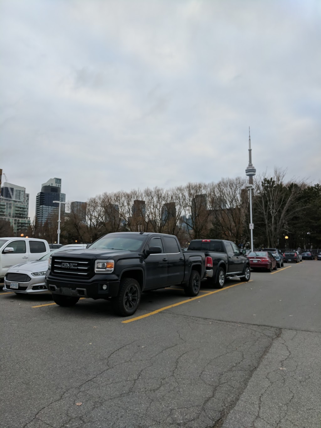 P2 - Stadium Road Lot | 11 Stadium Rd, Toronto, ON M5V 3H4, Canada | Phone: (416) 203-1144