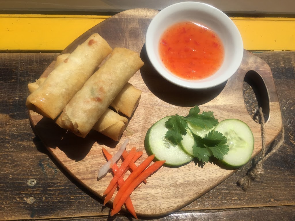 Oxtail Pho - Bánh Mì - Phở Đuôi Bò | 814 Dundas St W, Toronto, ON M6J 1V3, Canada | Phone: (416) 537-0188