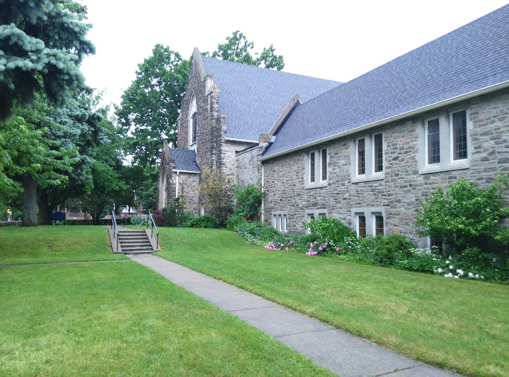 Leaside United Church | 822 Millwood Rd, Toronto, ON M4G 1W4, Canada | Phone: (416) 425-1253