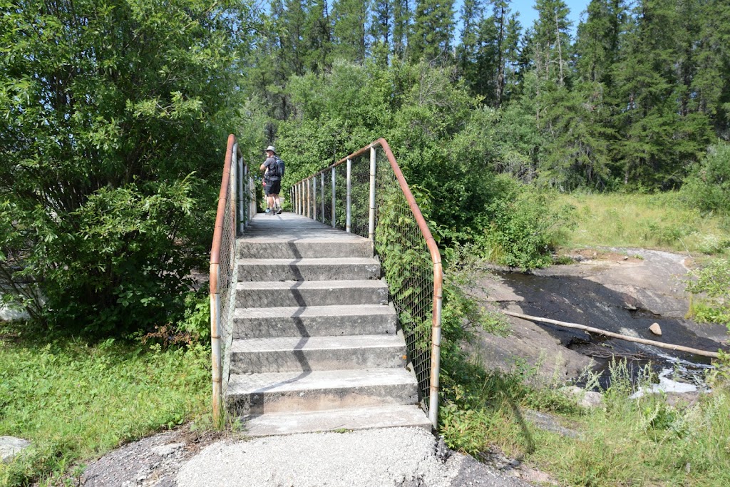 Alfred Hole Goose Sanctuary & Visitor Centre | Provincial Trunk Hwy 44, Rennie, MB R0E 1R0, Canada | Phone: (204) 369-3157