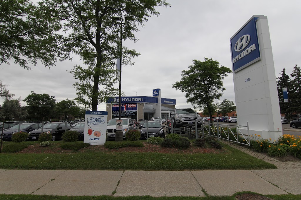 Erin Mills Auto Centre | 2560 Motorway Blvd, Mississauga, ON L5L 1X3, Canada | Phone: (905) 828-3004