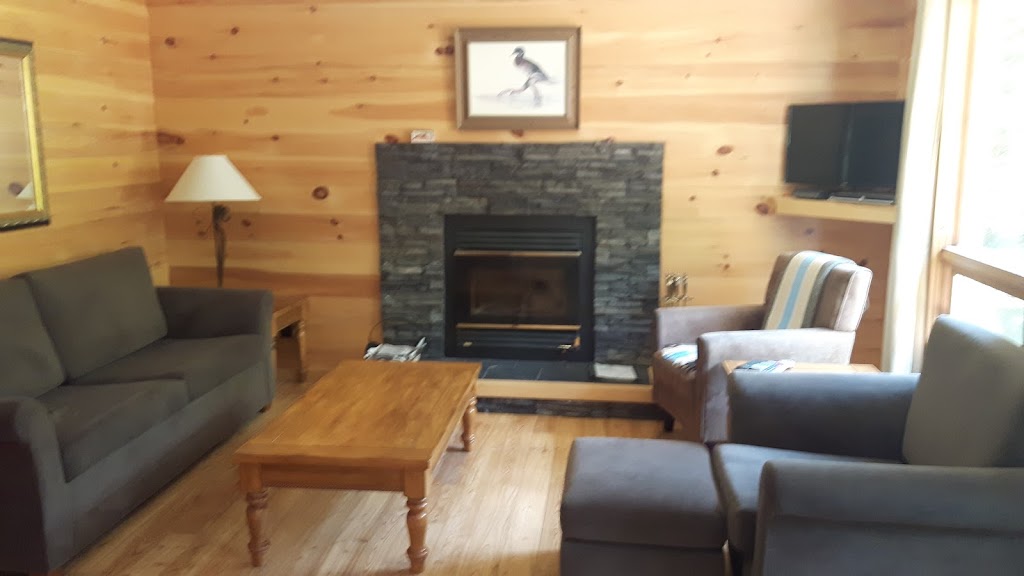 West Hawk Lake Resort | 675 W Hawk Blvd, Whiteshell, MB R0E 2H0, Canada | Phone: (204) 349-2244